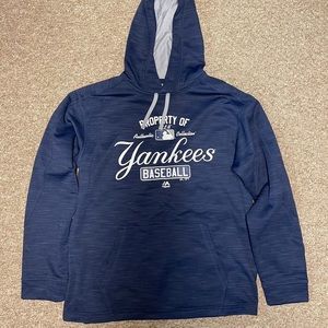 Mens Large Majestic New York Yankees Team Hoodie Mlb Sweatshirt Never Worn